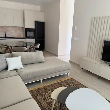 Ferienhaus Everbright Seaside Serenity Himarë