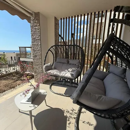 Everbright Seaside Serenity *