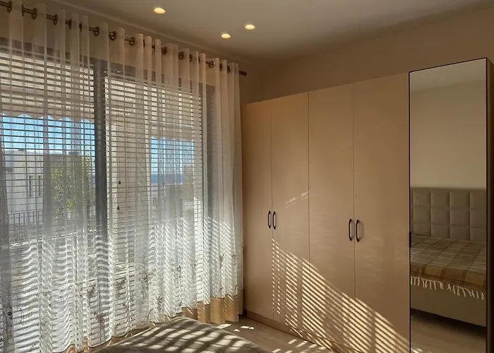 Everbright Seaside Serenity * Himara