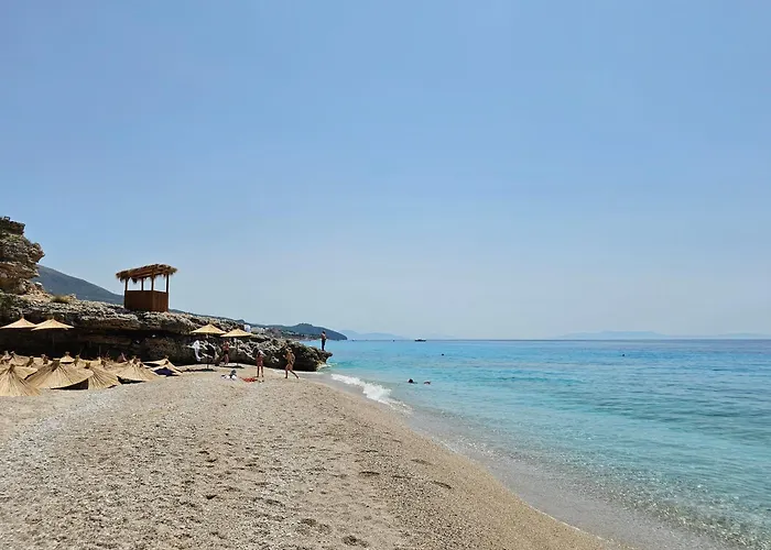 Everbright Seaside Serenity Nyaraló